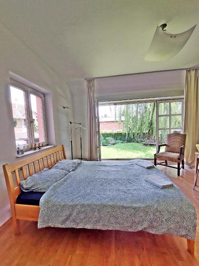 R24, Rose House Hotel Любляна Екстериор снимка