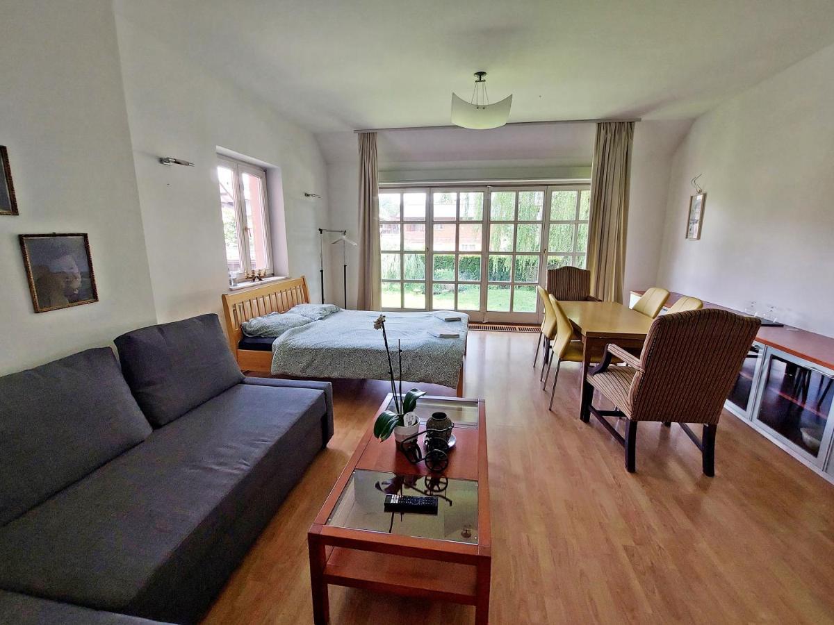 R24, Rose House Hotel Любляна Екстериор снимка