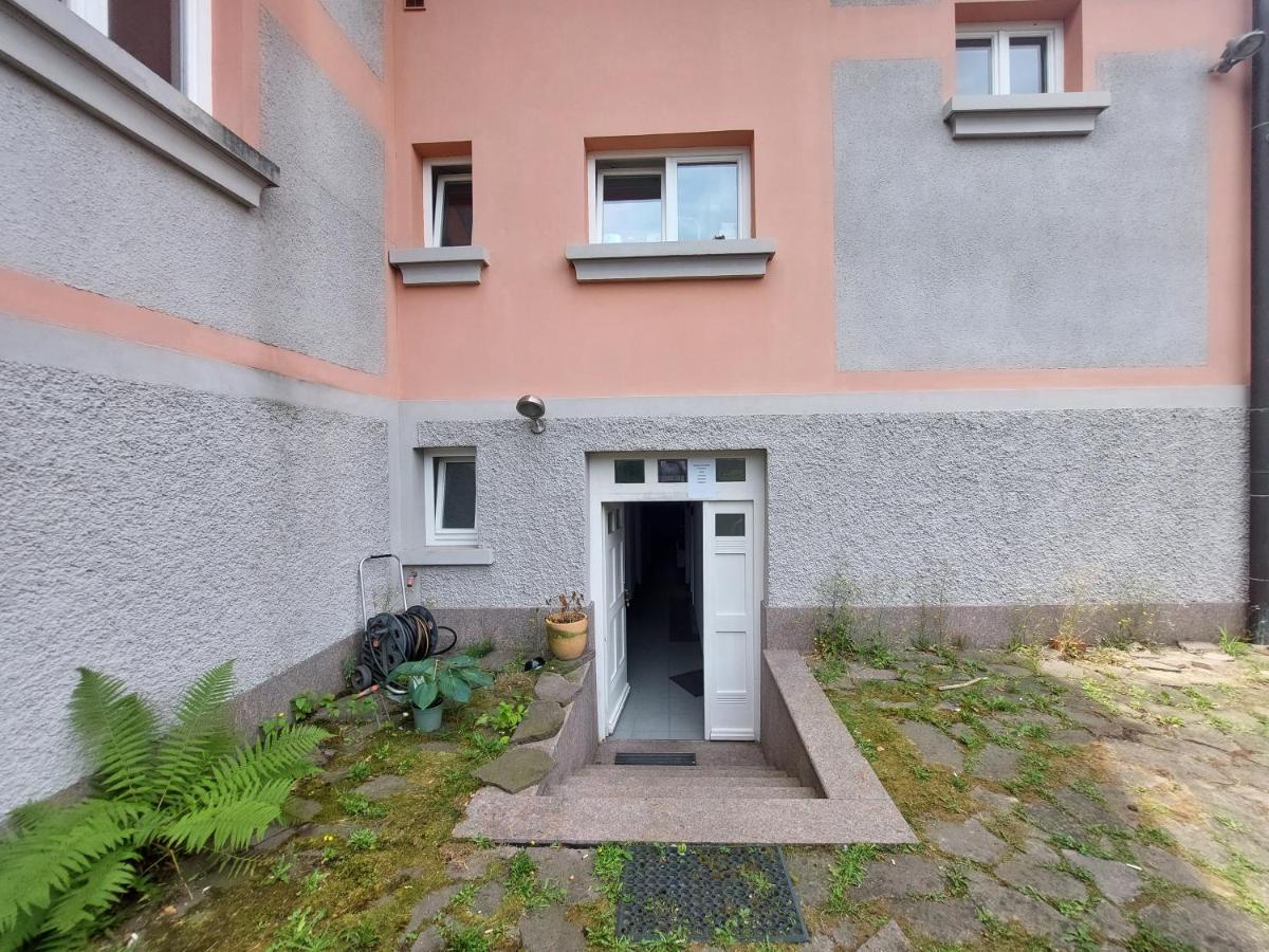 R24, Rose House Hotel Любляна Екстериор снимка